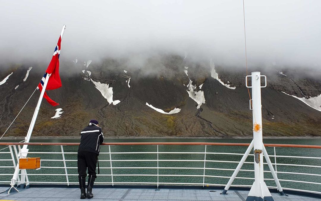 Expeditie Cruise naar Svalbard: Deel 8 – Aan land in Van Keulenhamna