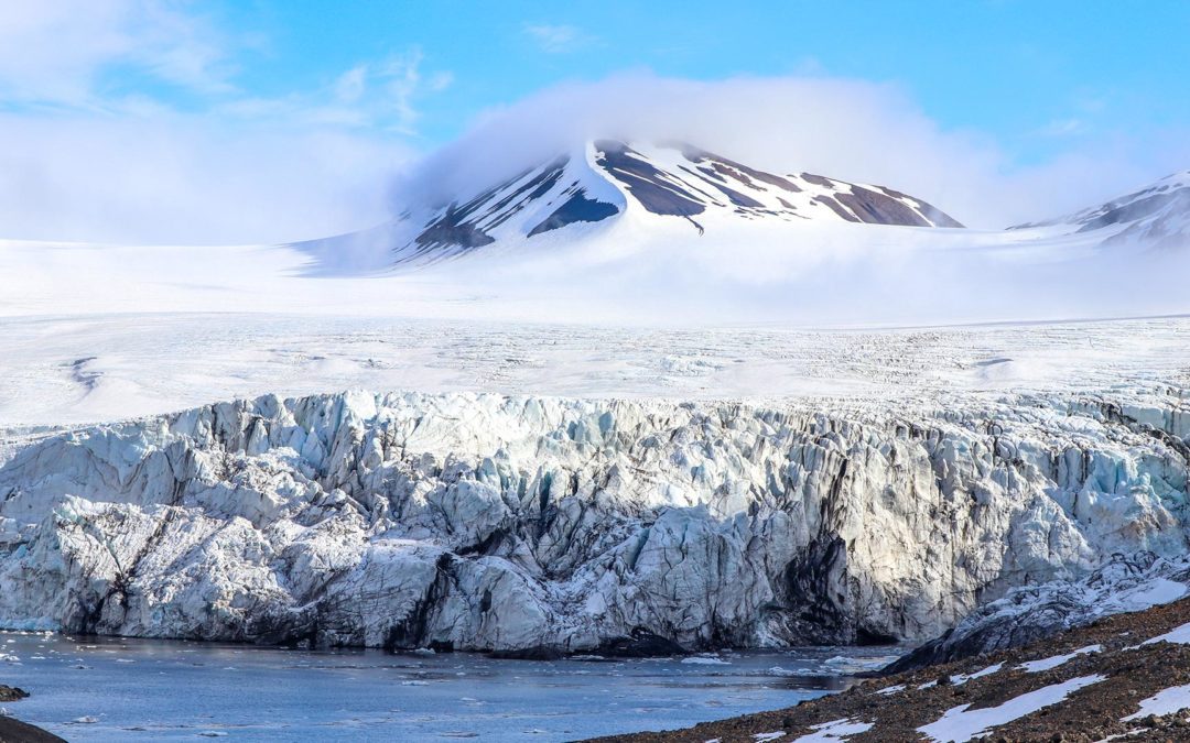 Expedition Cruise to Svalbard: Part 15 – The impressive glaciers of Burgerbukta